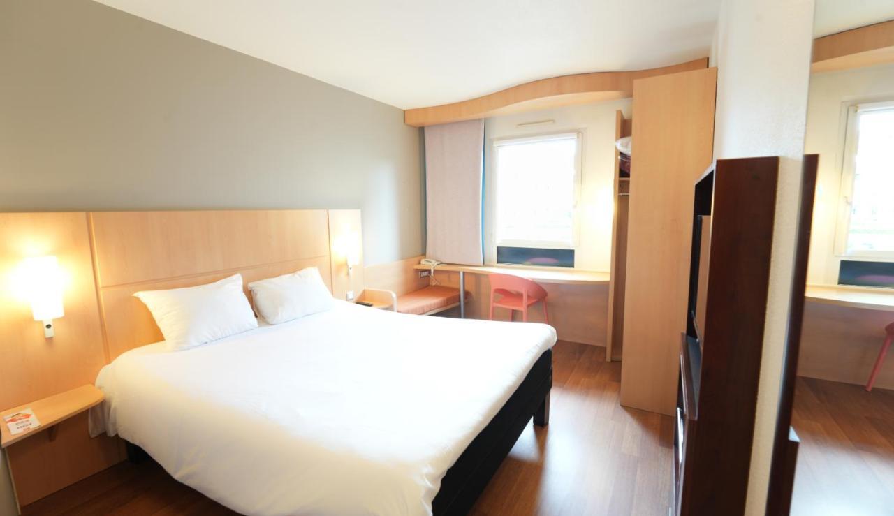 Hotel Ibis Vitre Centre Exterior foto