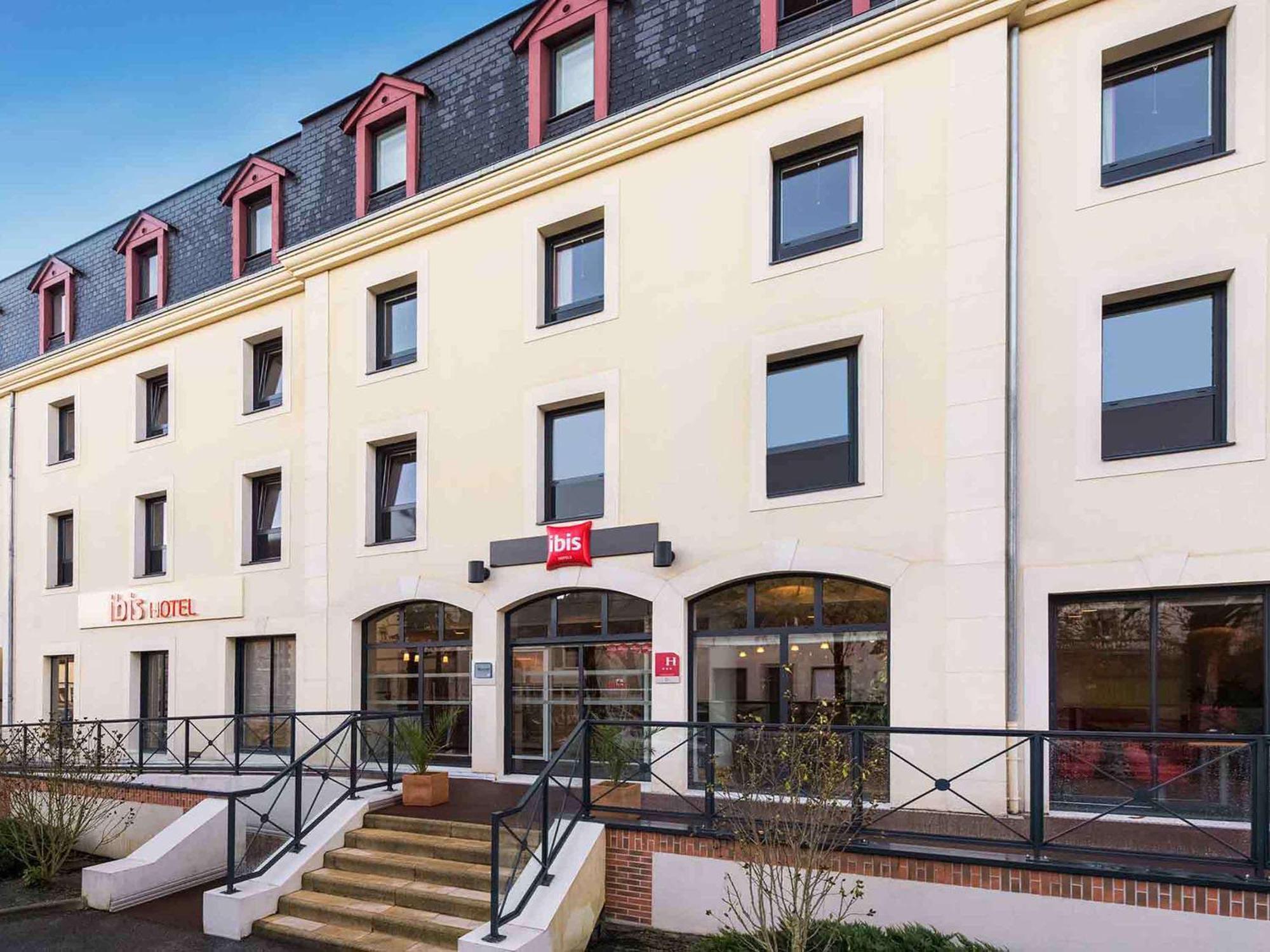 Hotel Ibis Vitre Centre Exterior foto